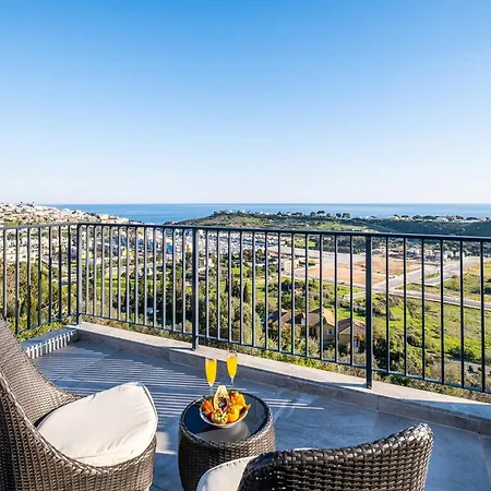 Vila Holiday Home In Albufeira With Sea Views