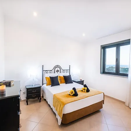 Villa Holiday Home In Albufeira With Sea Views Albufeira